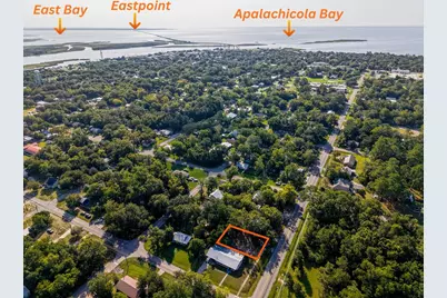 237 12th St, Apalachicola, FL 32320 - Photo 3