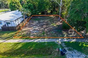 237 12th St, Apalachicola, FL 32320 - Photo 1