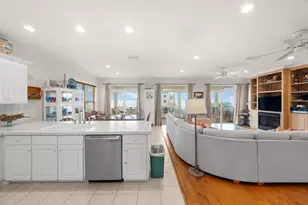 2156 Seahorse Ln, Saint George Island, FL 32328 - Photo 11