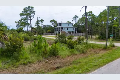 449 W Bay Shore Dr, Saint George Island, FL 32328 - Photo 5