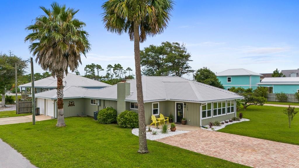 140 Pine St - 140 Pine St, Mexico Beach, FL 32456 Luxury Property | Jose Angel Pina