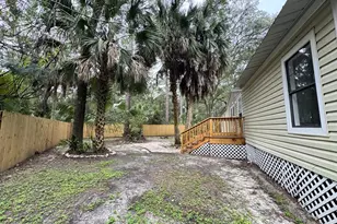 139 Carter Rd, Crawfordville, FL 32327 - Photo 11