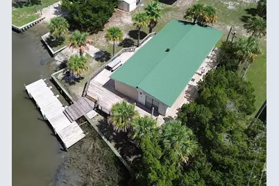 525 W Bay Shore Dr, Saint George Island, FL 32328 - Photo 3
