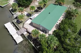 525 W Bay Shore Dr, Saint George Island, FL 32328 - Photo 3