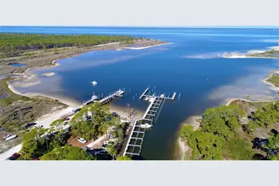 500 Gulf Shore Dr, Carrabelle, FL 32322 - Photo 11