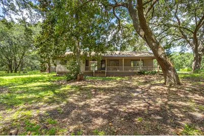 112 Hinton St, Carrabelle, FL 32323 - Photo 1
