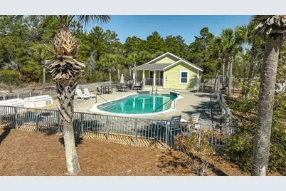 110 Plantation Dr, Carrabelle, FL 32322 - Photo 3