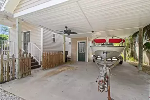 40 Myrtle Ave, Apalachicola, FL 32320 - Photo 37
