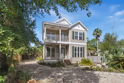 40 Myrtle Ave, Apalachicola, FL 32320 - Photo 1