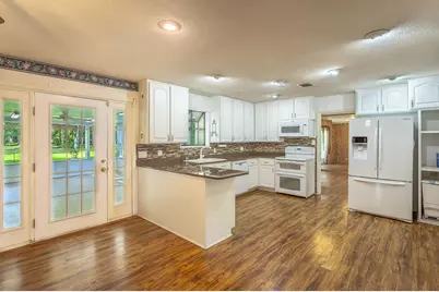 1001 Bluff Rd, Apalachicola, FL 32320 - Photo 13