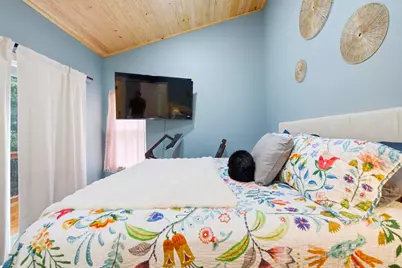 608 W 10th St, Carrabelle, FL 32322 - Photo 13