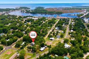 608 W 10th St, Carrabelle, FL 32322 - Photo 27