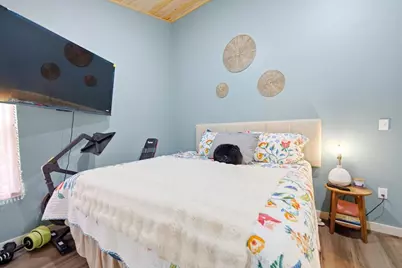 608 W 10th St, Carrabelle, FL 32322 - Photo 11