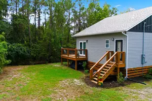 608 W 10th St, Carrabelle, FL 32322 - Photo 25