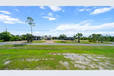 211 Cortez St, Port Saint Joe, FL 32456 - Photo 37