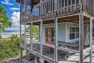 669 Bay Dr, Carrabelle, FL 32322 - Photo 39