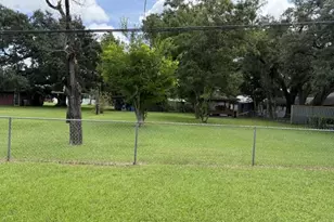 608 Madison St, Port Saint Joe, FL 32456 - Photo 7