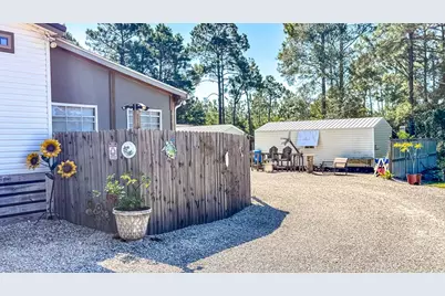 511 NE Ave H, Carrabelle, FL 32322 - Photo 47