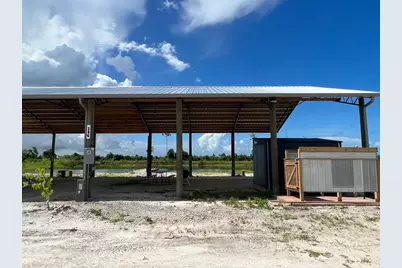 279 Cottonwood St, Port Saint Joe, FL 32456 - Photo 3