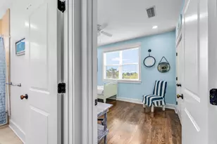 573 W Gorrie Dr, Saint George Island, FL 32328 - Photo 39