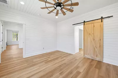 689 Longwood Ct, Eastpoint, FL 32328 - Photo 13