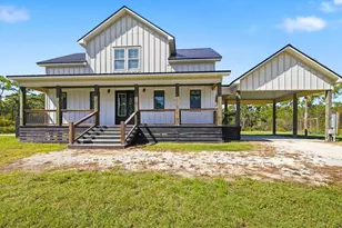 689 Longwood Ct, Eastpoint, FL 32328 - Photo 1
