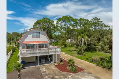 607 Hwy 98, Eastpoint, FL 32328 - Photo 1
