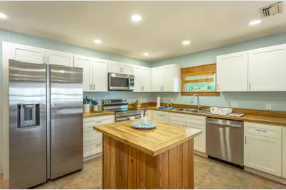 607 Hwy 98, Eastpoint, FL 32328 - Photo 17