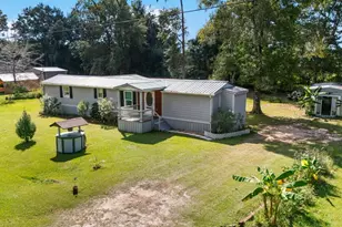492 Land Dr, Wewahitchka, FL 32465 - Photo 3