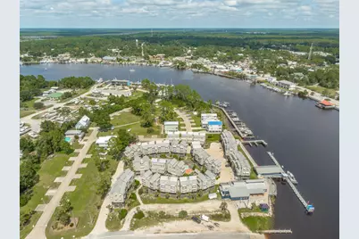 357 Pirates Landing Dr #E-32, Carrabelle, FL 32322 - Photo 9