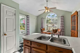 155 Putnal St, Carrabelle, FL 32322 - Photo 23