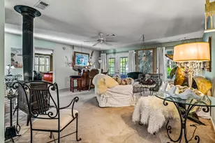 155 Putnal St, Carrabelle, FL 32322 - Photo 9