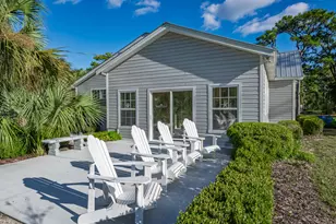155 Putnal St, Carrabelle, FL 32322 - Photo 13