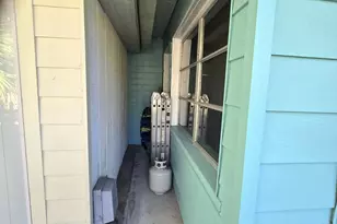 514 E Pine St, Lanark Village, FL 32323 - Photo 5