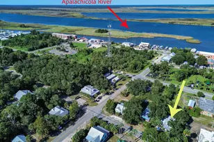 143 4th St, Apalachicola, FL 32320 - Photo 3