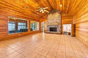 79 S Bay Shore Dr, Eastpoint, FL 32328 - Photo 9