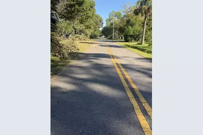163 13th St, Apalachicola, FL 32320 - Photo 5