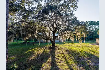 140 Jeffie Tucker Rd, Eastpoint, FL 32328 - Photo 5