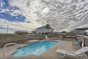 832 E Gulf Beach Dr, Saint George Island, FL 32328 - Photo 11