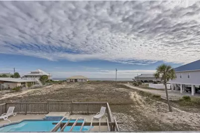 832 E Gulf Beach Dr, Saint George Island, FL 32328 - Photo 5