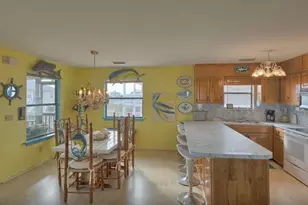 832 E Gulf Beach Dr, Saint George Island, FL 32328 - Photo 9