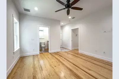 245 7th St, Apalachicola, FL 32320 - Photo 11