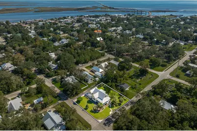 117 8th St, Apalachicola, FL 32320 - Photo 43