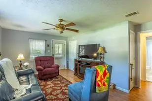 216 11th St, Apalachicola, FL 32320 - Photo 13