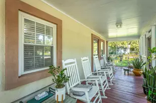 216 11th St, Apalachicola, FL 32320 - Photo 11