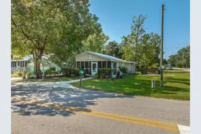 216 11th St, Apalachicola, FL 32320 - Photo 5