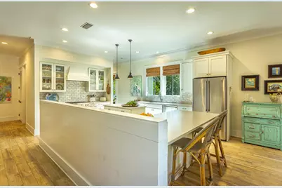 123 8th St, Apalachicola, FL 32320 - Photo 5