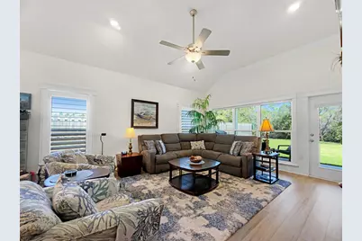183 Lakeview Ct, Port Saint Joe, FL 32456 - Photo 13