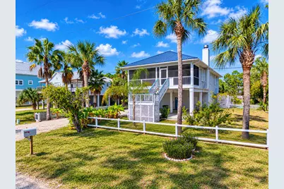323 Bradford St, Saint George Island, FL 32328 - Photo 3