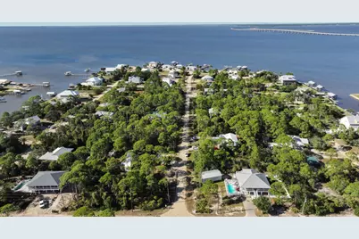 308 Howell St, Saint George Island, FL 32328 - Photo 5